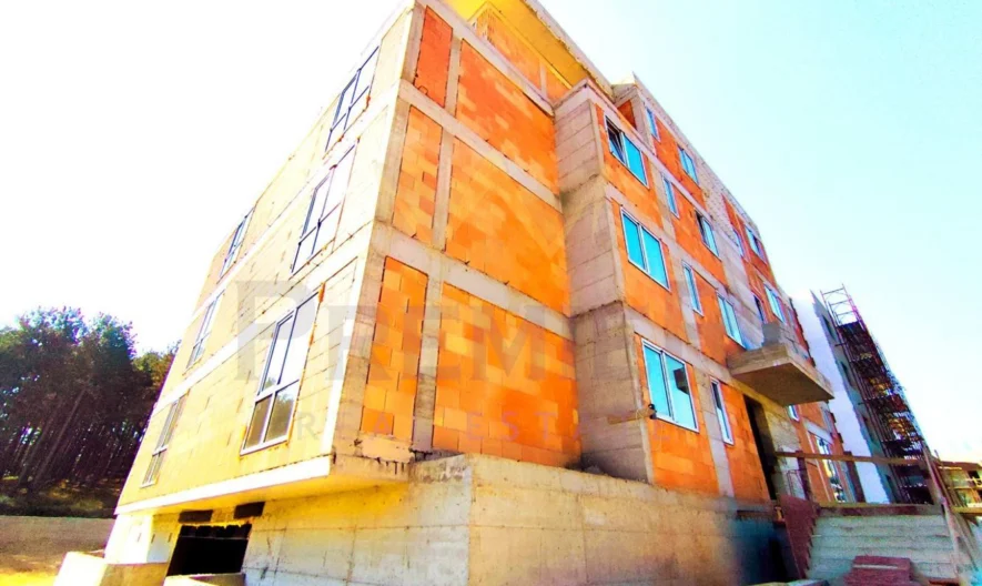 ТРИСТАЕН С ДВЕ ПАРКОМЕСТА – ВИНИЦА - - снимка 8 - Имоти Премиер