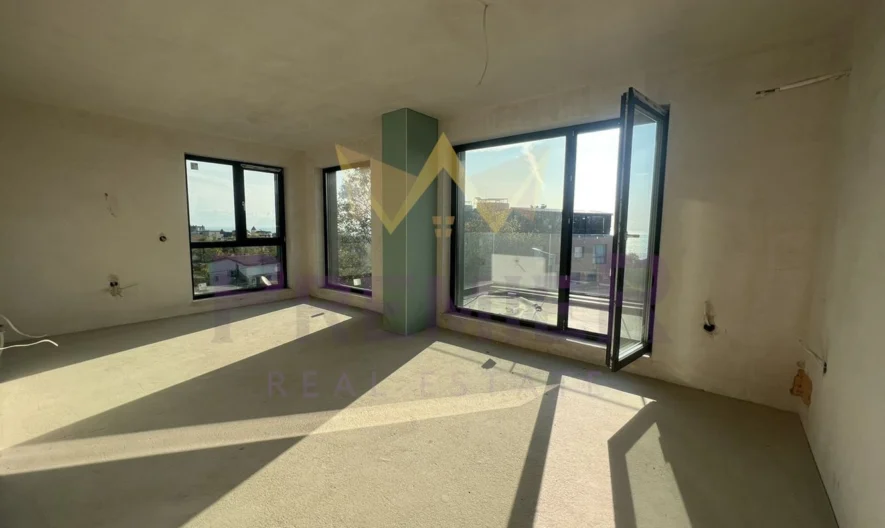 ТРИСТАЕН с изключителна морска панорама -  - снимка 1 - Имоти Премиер