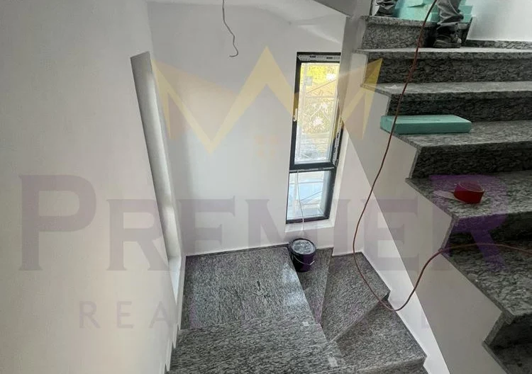 ТРИСТАЕН с изключителна морска панорама -  - снимка 15 - Имоти Премиер