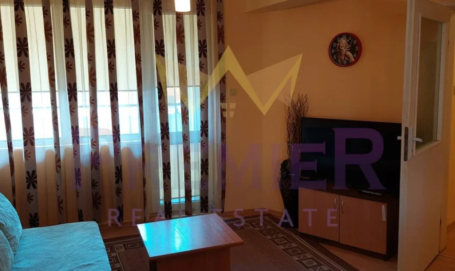 ТРИСТАЕН С КЛИМАТИК И ТВ ВЪВ ВСЯКА СТАЯ - - снимка 3 - Имоти Премиер