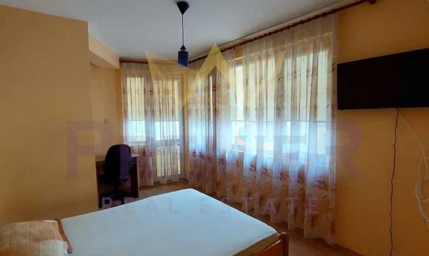 ТРИСТАЕН С КЛИМАТИК И ТВ ВЪВ ВСЯКА СТАЯ - - снимка 5 - Имоти Премиер