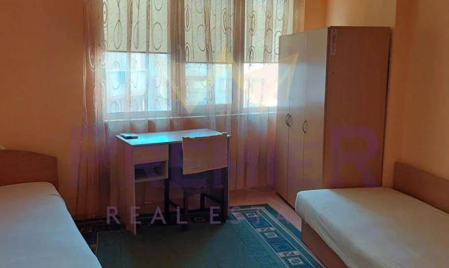 ТРИСТАЕН С КЛИМАТИК И ТВ ВЪВ ВСЯКА СТАЯ - - снимка 7 - Имоти Премиер