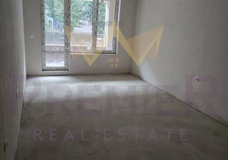 Тристаен Славейков - - снимка 11 - Имоти Премиер