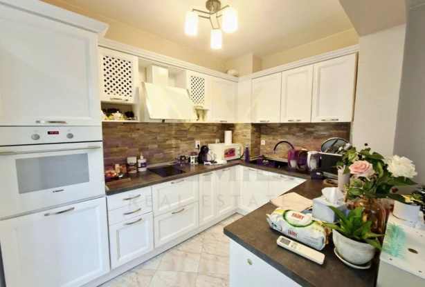 Агенция за недвижими имоти - Имоти Премиер - имот - 1188883, Цена: 299900 EUR