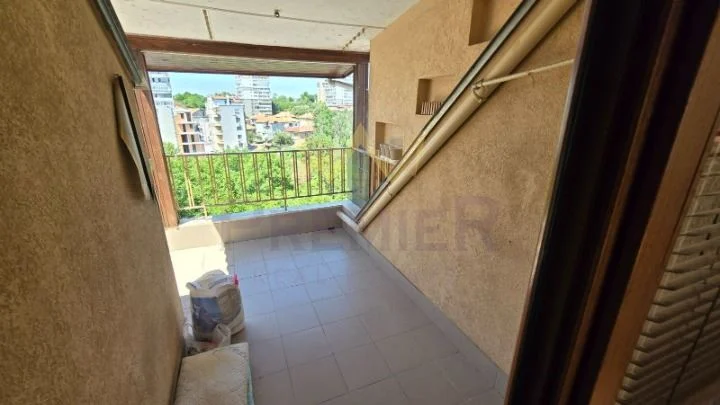 Тристаен Цветен квартал -  - снимка 9 - Имоти Премиер