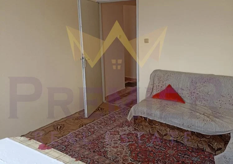 Тристаен в гр.Ботунец - - снимка 2 - Имоти Премиер