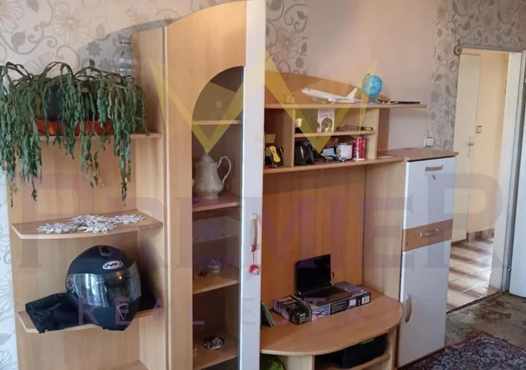 Тристаен в гр.Ботунец - - снимка 5 - Имоти Премиер