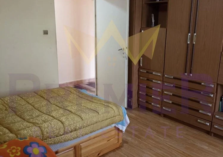 Тристаен в гр.Ботунец - - снимка 6 - Имоти Премиер