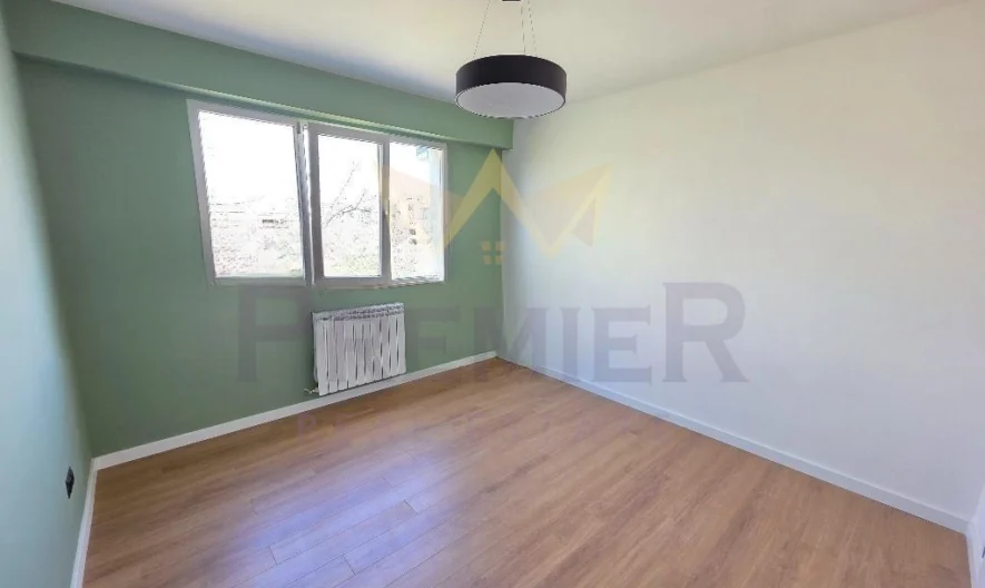 Тристаен в кв. Красно Село -  - снимка 6 - Имоти Премиер