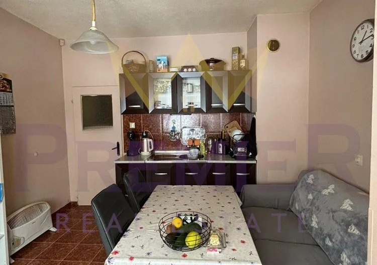 Тристаен в кв.Дървеница -  - снимка 2 - Имоти Премиер