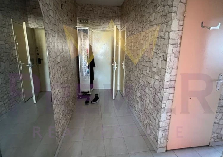 Тристаен в кв.Дървеница -  - снимка 5 - Имоти Премиер