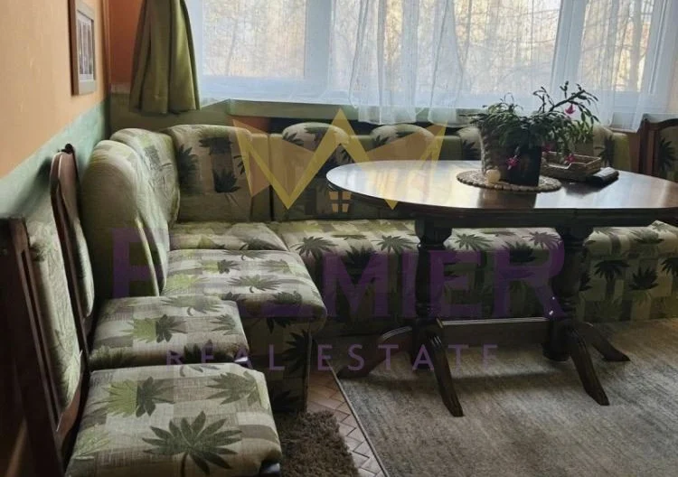 Тристаен в кв.Гео Милев -  - снимка 1 - Имоти Премиер