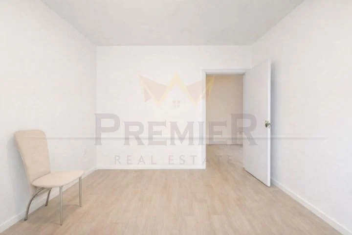 Тристаен в кв.Гео Милев -  - снимка 8 - Имоти Премиер