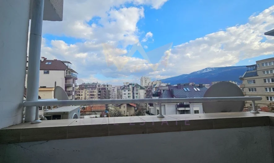 Тристаен в кв.Хиподрума -  - снимка 12 - Имоти Премиер