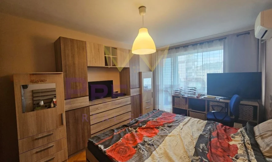 Тристаен в кв.Хиподрума -  - снимка 8 - Имоти Премиер