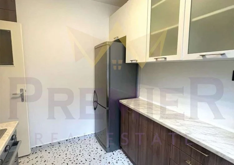 Тристаен в кв.Изток -  - снимка 4 - Имоти Премиер