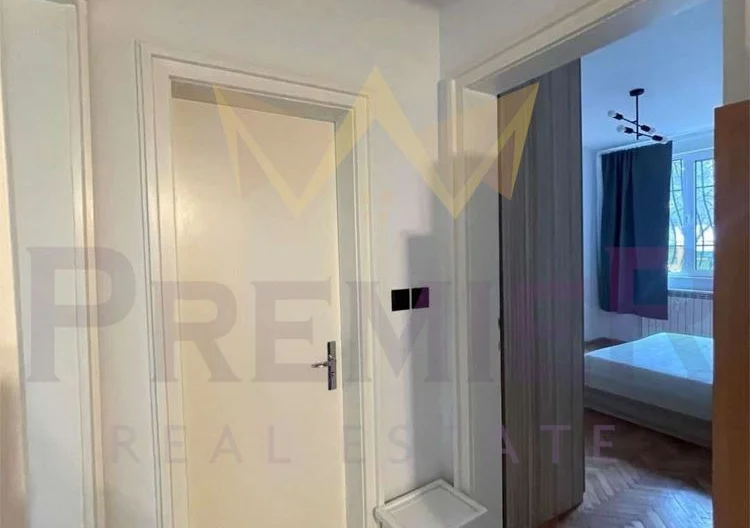 Тристаен в кв.Изток -  - снимка 5 - Имоти Премиер