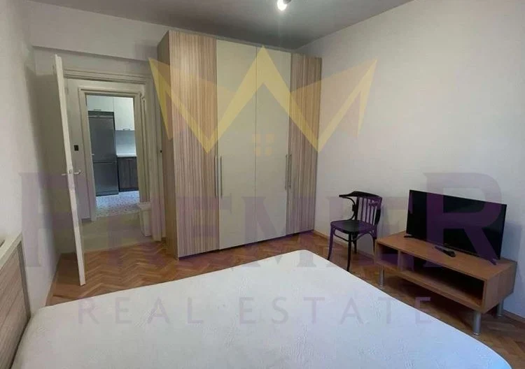 Тристаен в кв.Изток -  - снимка 8 - Имоти Премиер