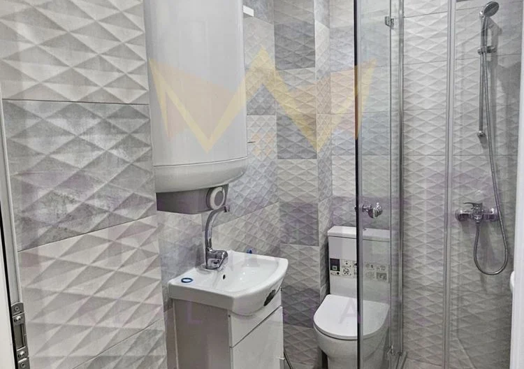 Тристаен в кв.Карпузица -  - снимка 16 - Имоти Премиер