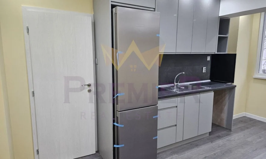 Тристаен в кв.Карпузица -  - снимка 3 - Имоти Премиер