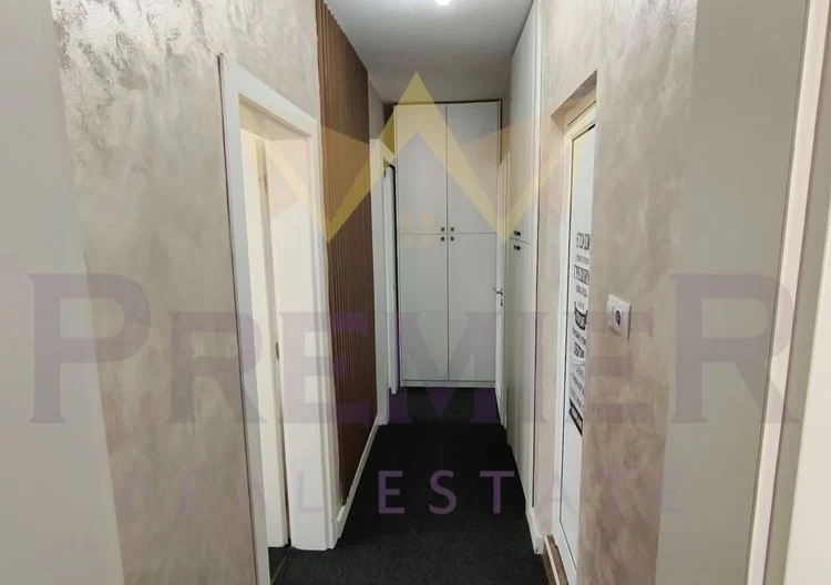 Тристаен в кв.Красна поляна 2 -  - снимка 1 - Имоти Премиер