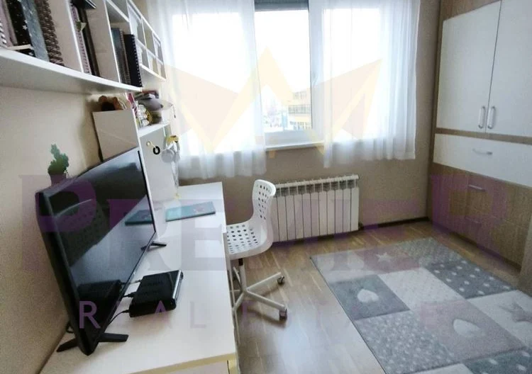 Тристаен в кв.Младост 2 -  - снимка 11 - Имоти Премиер