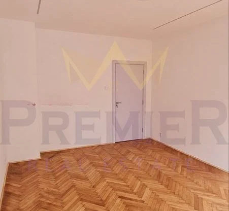 Агенция за недвижими имоти - Имоти Премиер - имот - 1190011, Цена: 180000 EUR