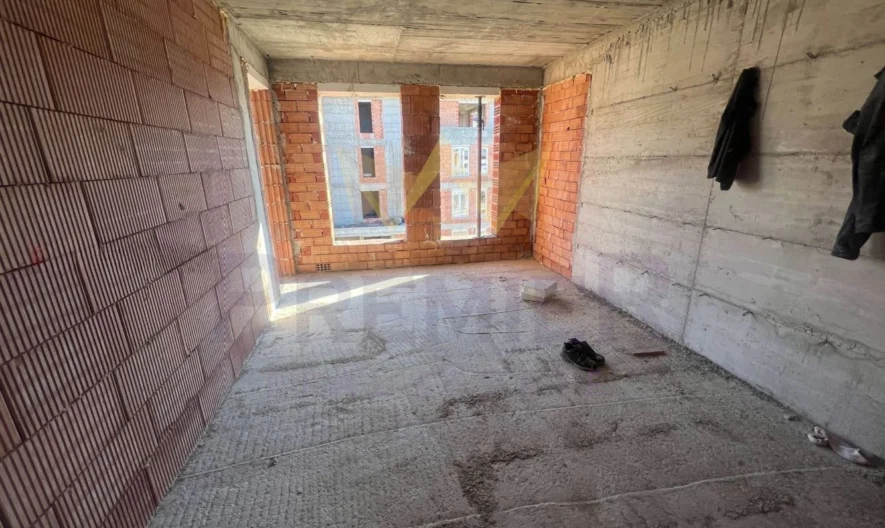 Тристаен в кв.Остромила гр. Пловдив -  - снимка 9 - Имоти Премиер