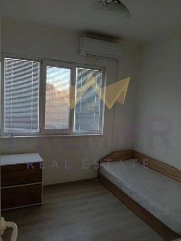 Тристаен в Център -  - снимка 11 - Имоти Премиер