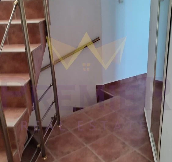 ТРИЗОНЕТ С ТРИ СПАЛНИ ЦЕНТЪР - - снимка 6 - Имоти Премиер