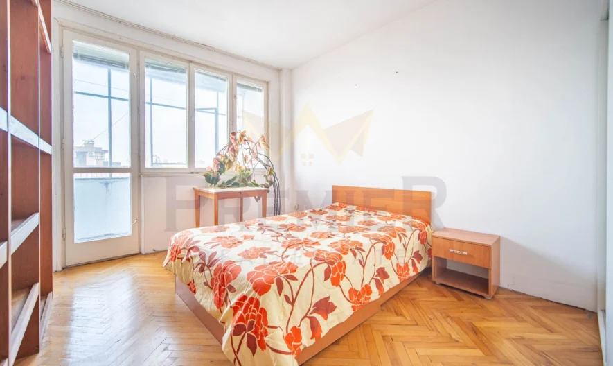 Тухлен апартамент на среден етаж кв. Чайка - - снимка 18 - Имоти Премиер