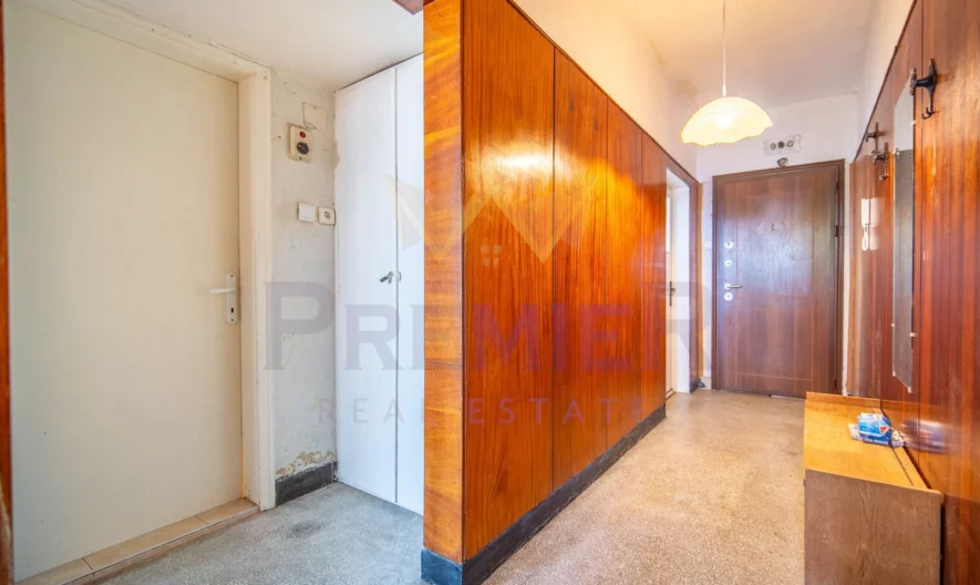 Тухлен апартамент на среден етаж кв. Чайка - - снимка 30 - Имоти Премиер