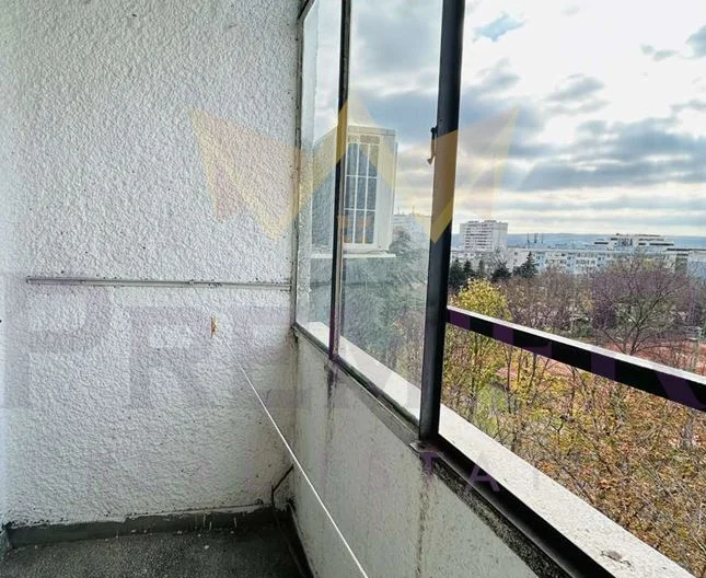 Тухлен апартамент на среден етаж кв. Чайка - - снимка 6 - Имоти Премиер