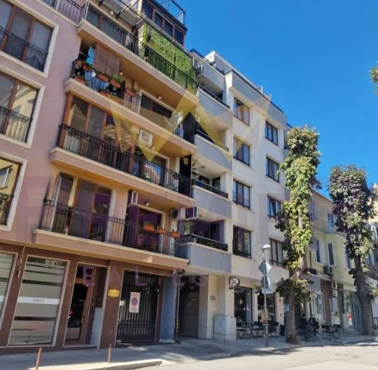 TWO-BEDROOM APARTMENT, IDEAL CENTER -  - snimka 10 - Imoti Premier