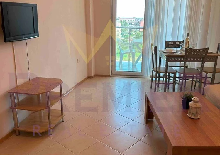 Two-Bedroom Apartment in Primorsko - - snimka 2 - Imoti Premier
