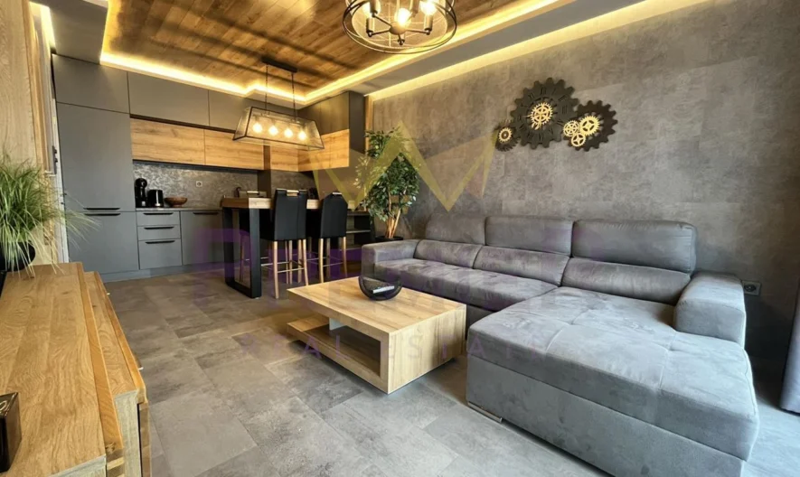 TWO-ROOM APARTMENT IN A GATED COMPLEX, BRIZ DISTRICT - - snimka 1 - Imoti Premier