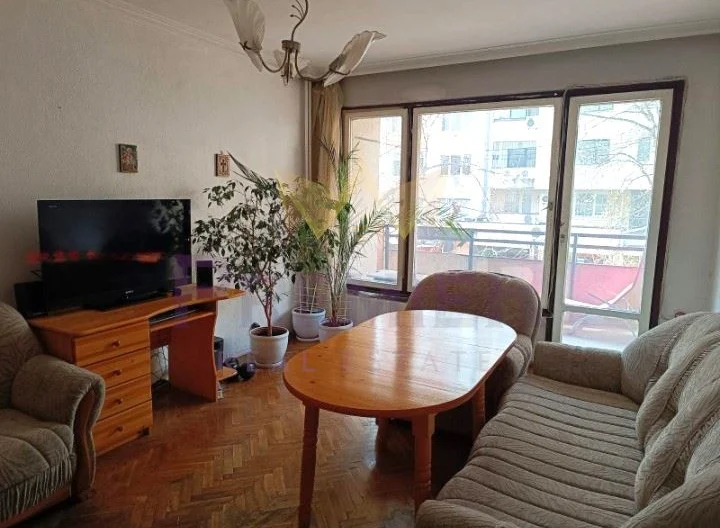 Two-room apartment in Lagera district, Sofia -  - snimka 1 - Imoti Premier