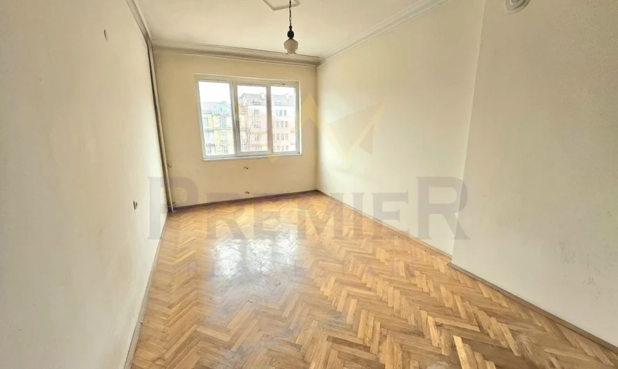 Two-Room Apartment in the Center -  - snimka 1 - Imoti Premier