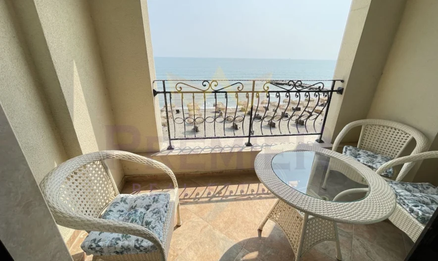 Two-room apartment in the town of Pomorie – a unique deal by the sea -  - snimka 11 - Imoti Premier