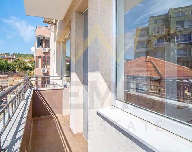 Two-room apartment in Vinitsa district, Varna, middle floor, Act 16 - - snimka 9 - Imoti Premier