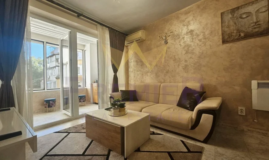 TWO-ROOM APARTMENT NEAR THE SPORTS HALL AND THE MARITIME SCHOOL // AFTER MAJOR RENOVATION // GARAGE OPTION !!! -  - snimka 4 - Imoti Premier