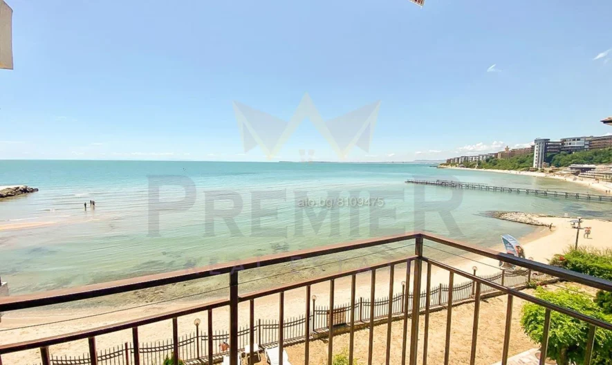 Two-room apartment with frontal sea view -  - snimka 2 - Imoti Premier