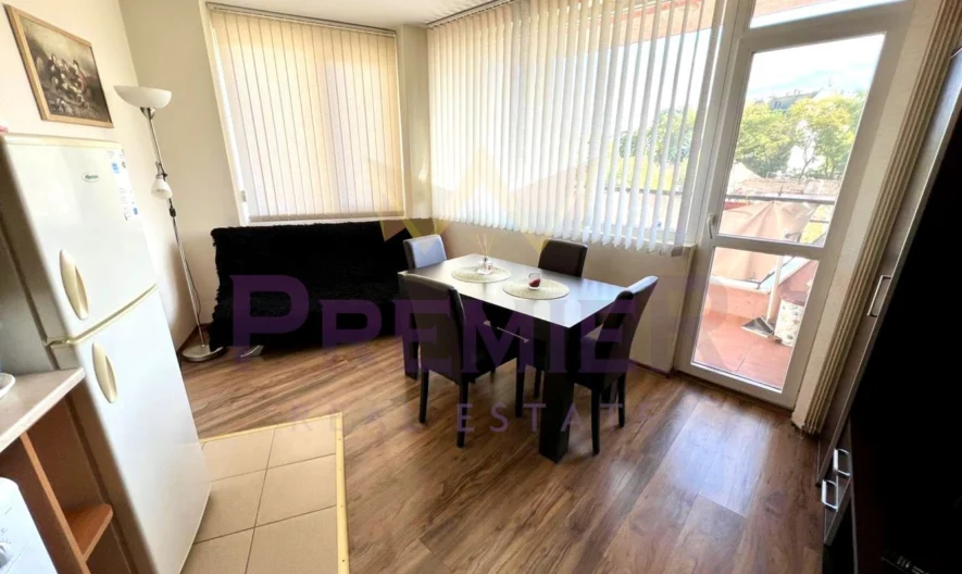 Two-room brick apartment on a middle floor with southern exposure - - snimka 1 - Imoti Premier