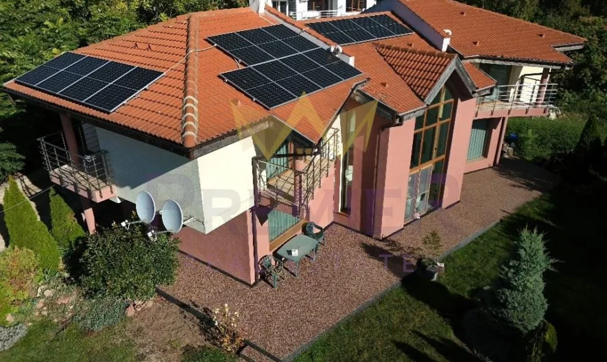 Two-storey energy-efficient house with a pool, spacious yard and sea panorama in Balchik. -  - snimka 60 - Imoti Premier