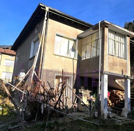 Two-Storey House in the Village of Dolni Pasarel -  - snimka 2 - Imoti Premier
