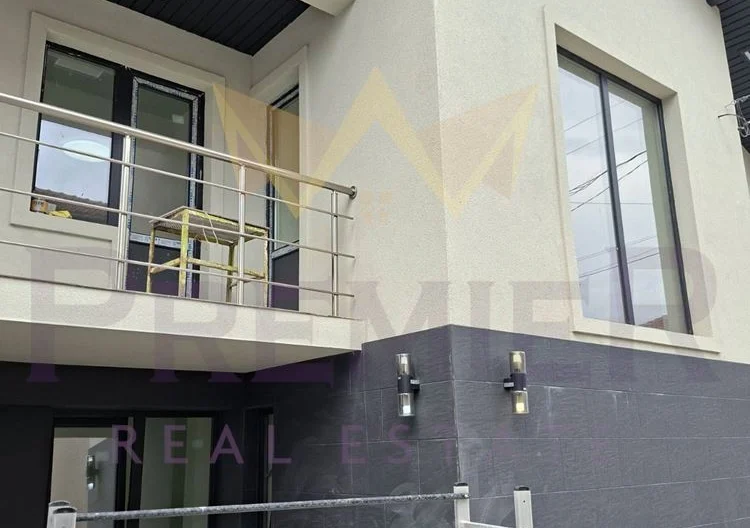 Two-story house in the town of Kavarna -  - snimka 1 - Imoti Premier