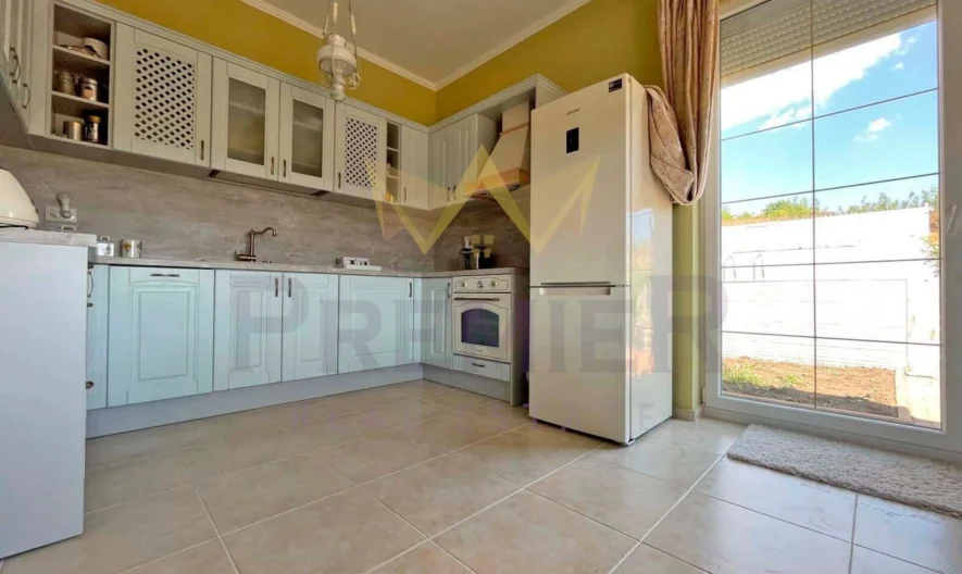 Two-story house in the village of Kosharitsa -  - snimka 2 - Imoti Premier