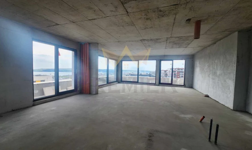 Уникален пентхаус със страхотна гледка! кв Бриз. -  - снимка 4 - Имоти Премиер