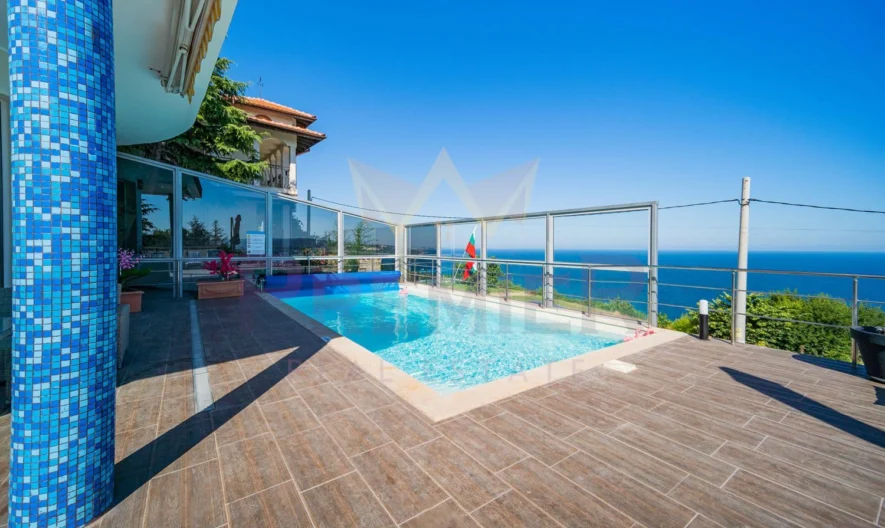 Уникална къща с морска панорама за под наем в гр.Балчик - - снимка 32 - Имоти Премиер