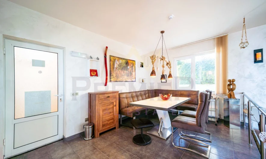 Уникална къща с морска панорама за под наем в  гр.Балчик -  - снимка 5 - Имоти Премиер